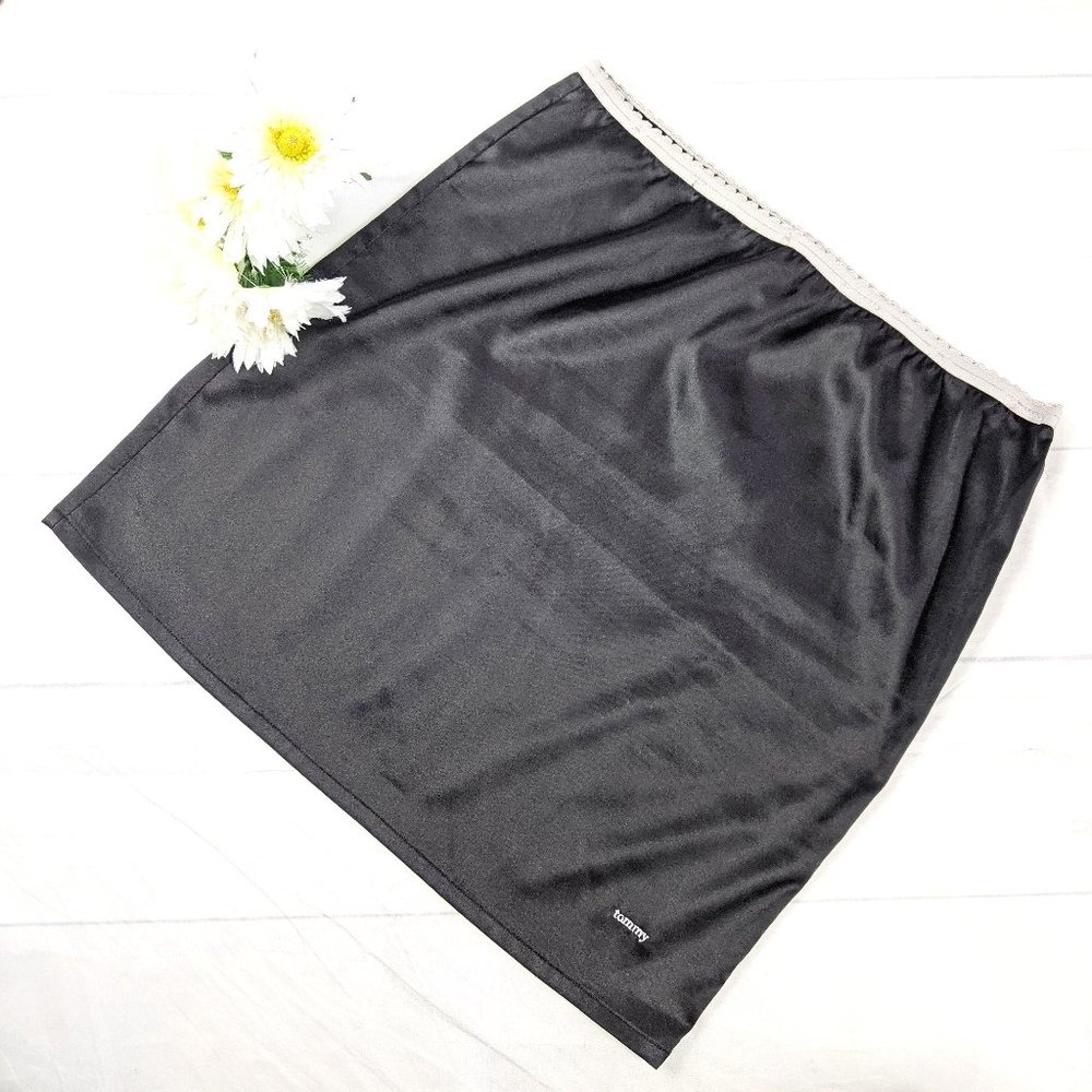 Tommy Hilfiger Black Satin Slip Skirt Size Large - Picture 1 of 6